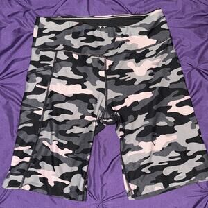 Calvin Klein Performance Pink Camo High Waist Bike Shorts Large Pocket Womens